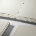  Скетчбук «Штрихи гуаши вертикальные» черно-белый: Фото 9 - ORNER 