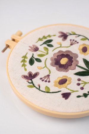  Набір для вишивання Ø160 мм «Квіткова симетрія»: Фото - ORNER 