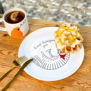  Тарілка «Киця вихідного дня»: Фото - ORNER 