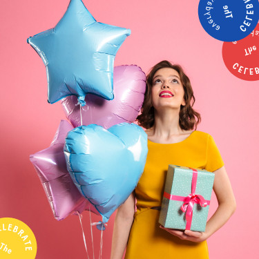  Що подарувати дівчині на 20 років: супер ідеї та варіанти: Фото - ORNER 