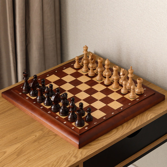  Set of wooden chess dark brown: Photo - ORNER 