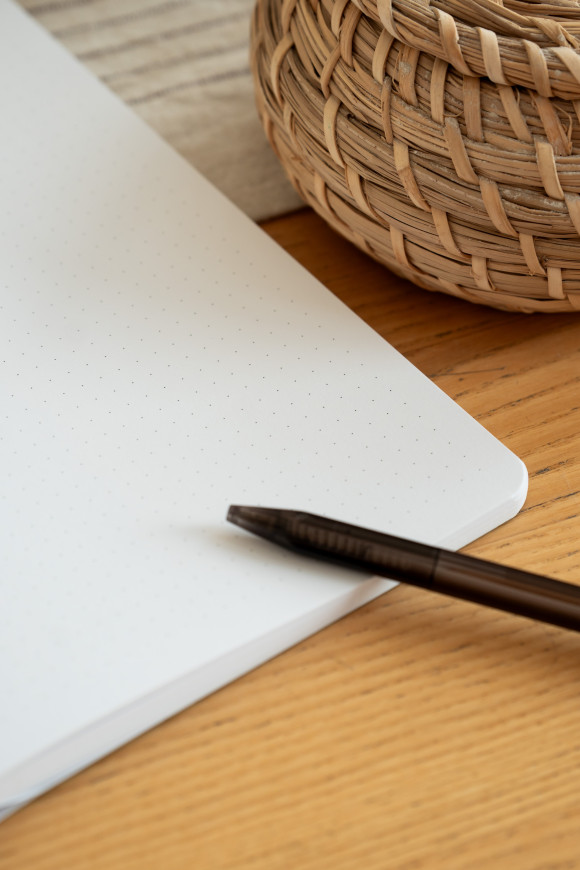  Блокнот в точку «Take notes»: Фото - ORNER 