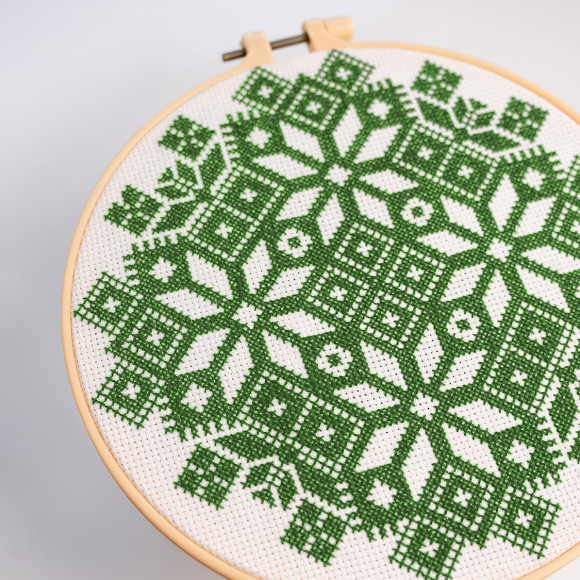  Набор для вышивания Ø190 мм ORNER x Diva Olivka «Мандала» зеленый: Фото - ORNER 
