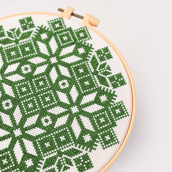  Набор для вышивания Ø190 мм ORNER x Diva Olivka «Мандала» зеленый: Фото - ORNER 