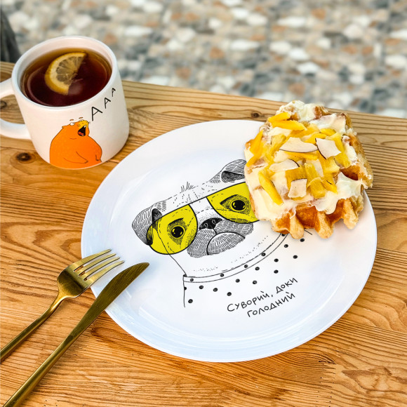  Тарелка «Голодный мопс»: Фото - ORNER 