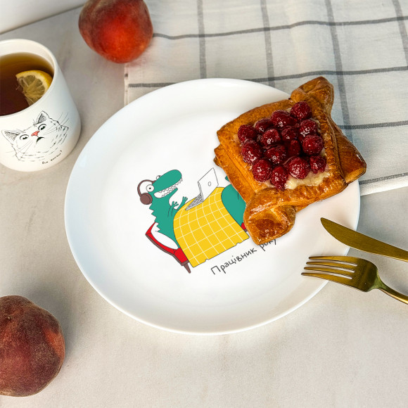  Тарілка «Рекс - Працівник року»: Фото - ORNER 