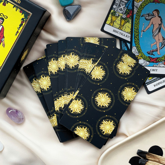  Rider–Waite Tarot Ukrainian edition: Photo - ORNER 
