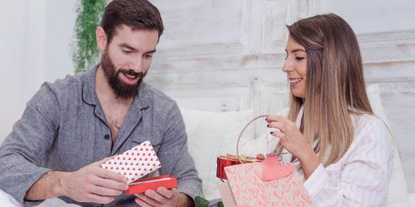 Как выбрать подарок мужу на годовщину?
