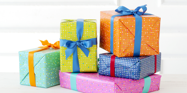 Подарки на новоселье: 20 полезных подарков в квартиру или дом друзьям