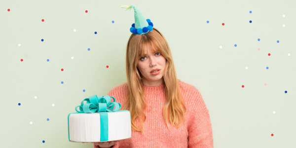 Что подарить девушке на 20 лет: запоминающиеся и традиционные варианты подарков на день рождения