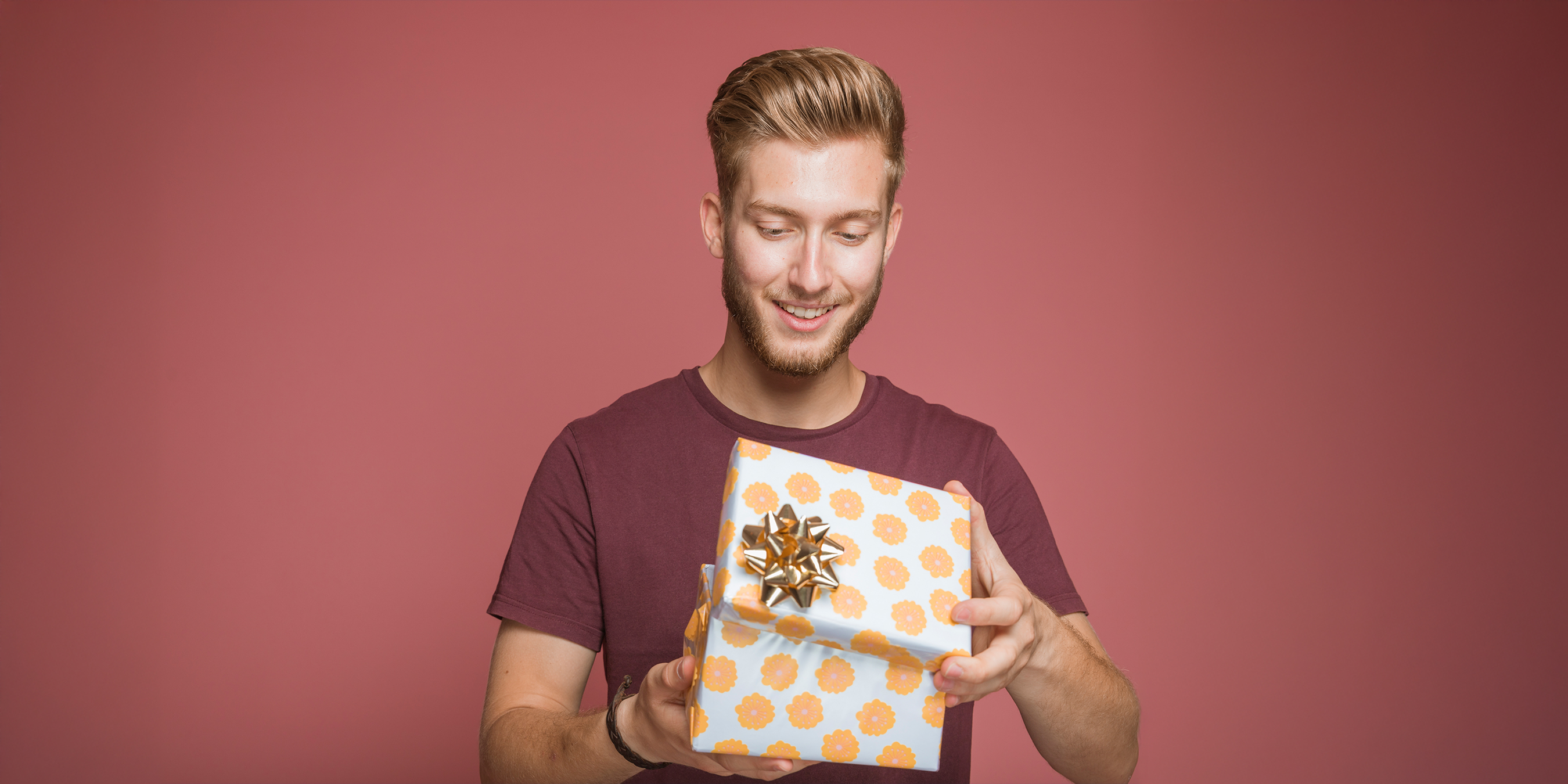 Что можно подарить парню просто так: идеи подарков без повода: Фото 3 - ORNER