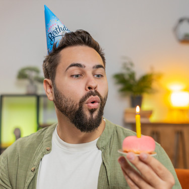  Що подарувати хлопцеві на День народження: ідеї та готові варіанти: Фото - ORNER 