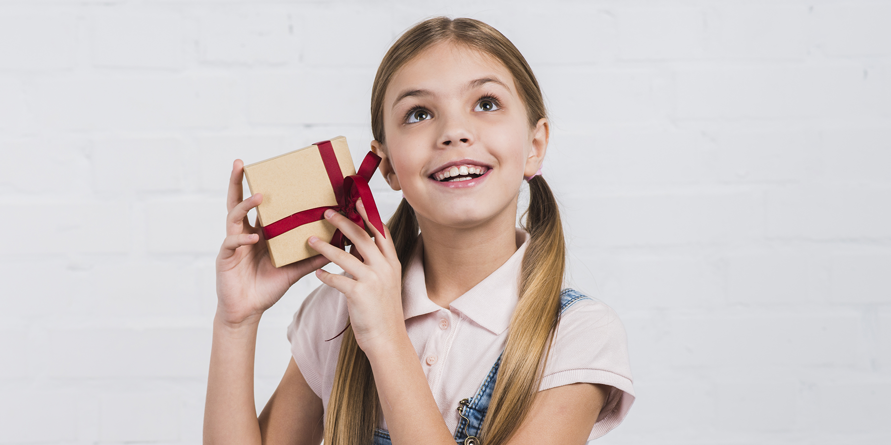 Що подарувати дівчинці на 11 років у якої все є?