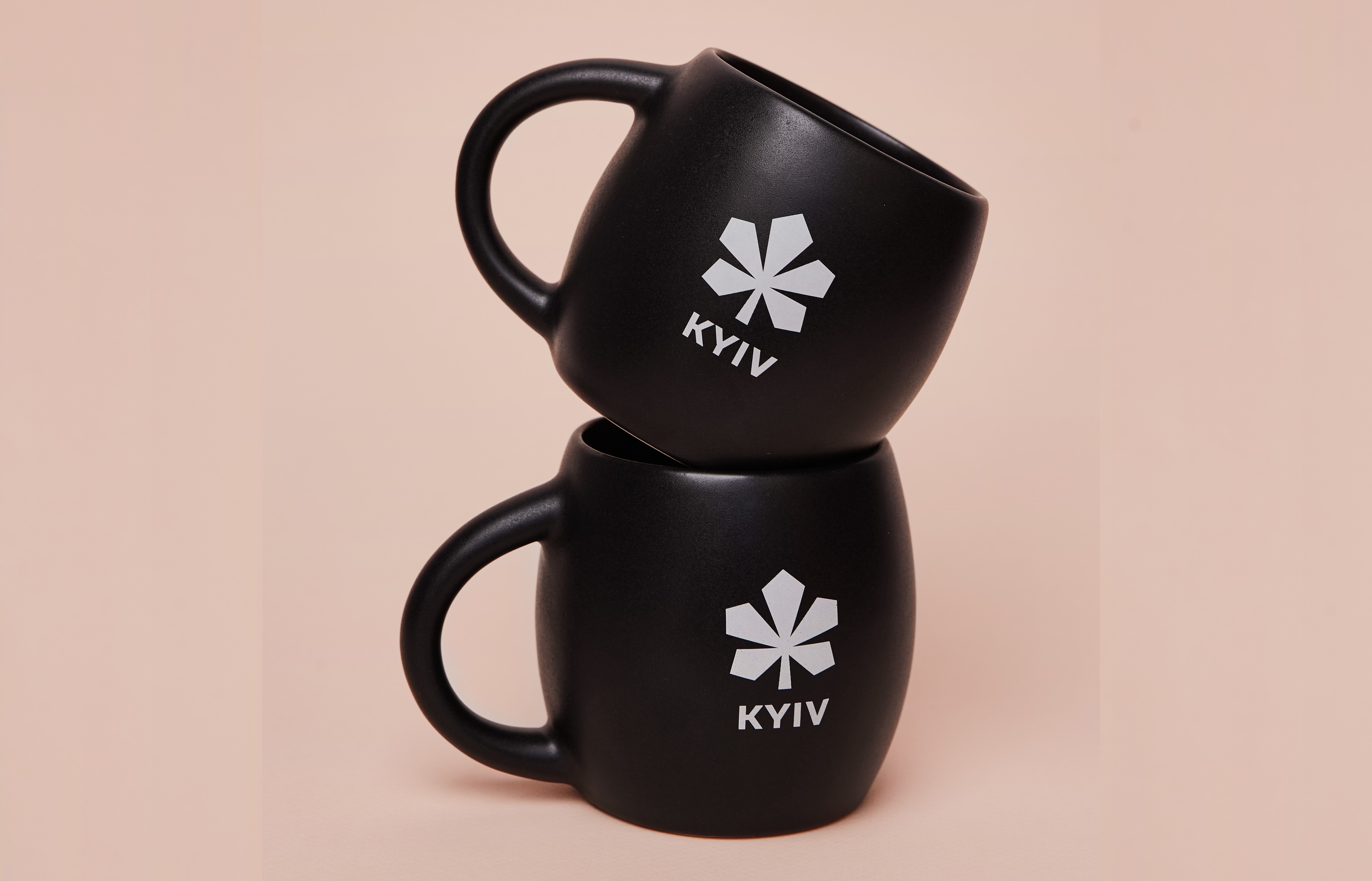 Просуваємо бренд Києва разом з новою сувенірною чашкою ORNER: Фото 1 - ORNER